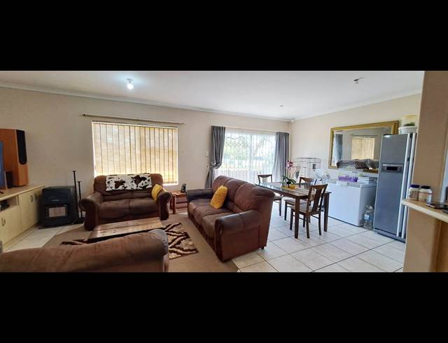 3 BEDROOM TOWNHOUSE RENTED IN PROVIDENTIA